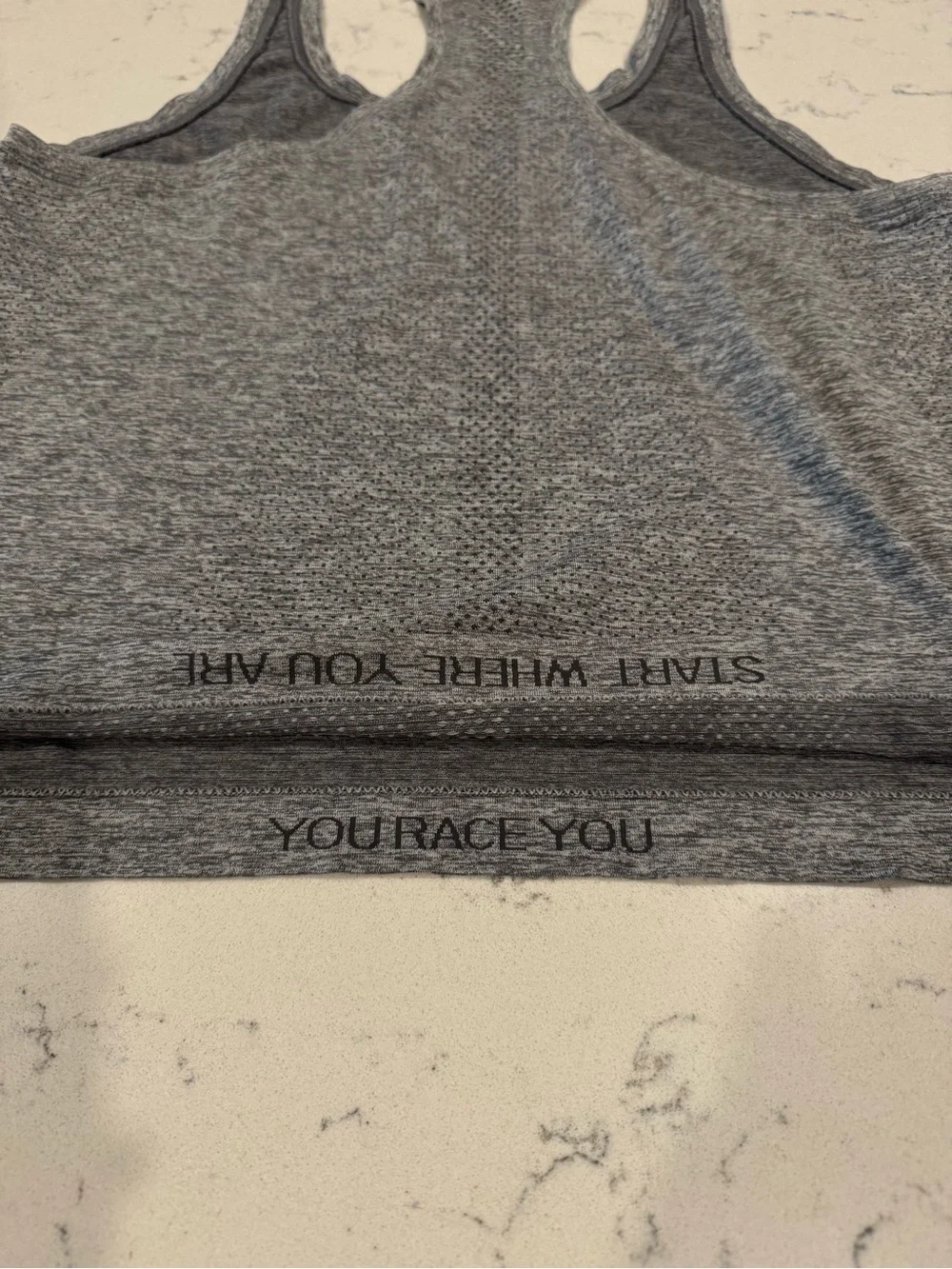 Like New Lululemon Swiftly Tech Racerback Tank Top 2.0 Waist Length - size 8